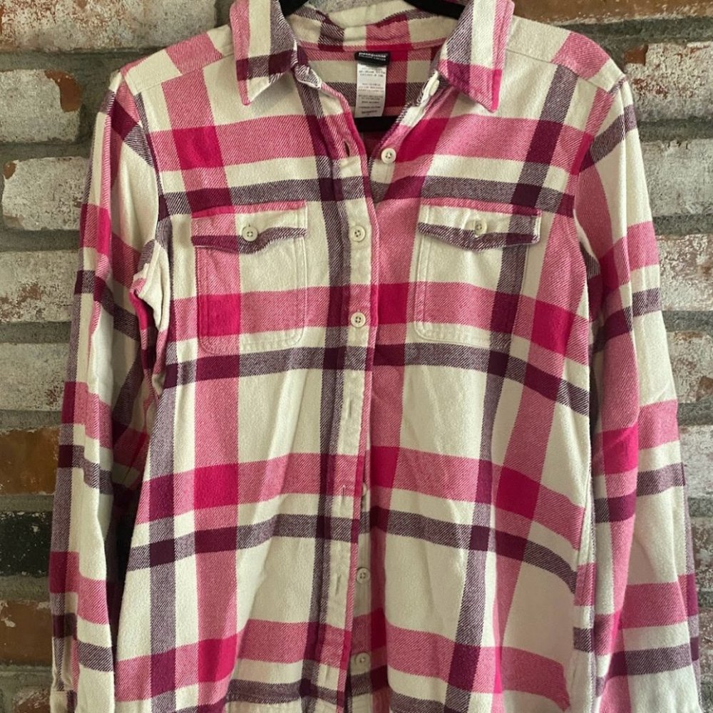 Patagonia Organic Flannel -Women’s size 6